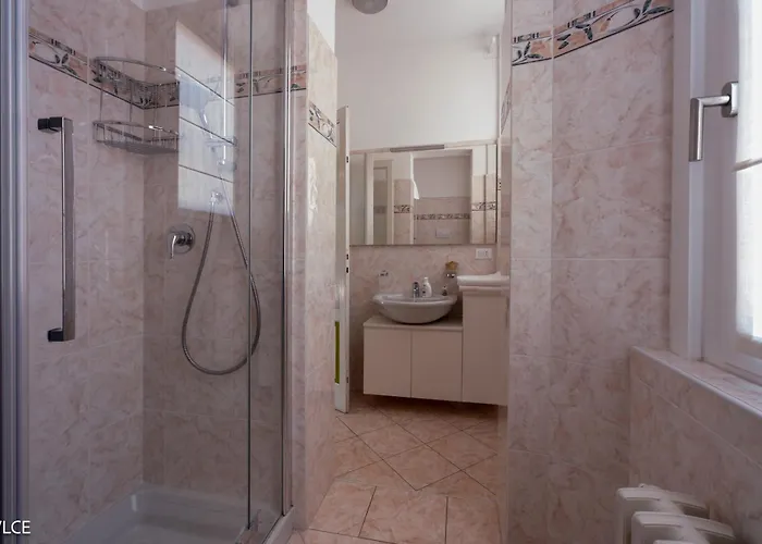 Residenza Cece' Апартаменты Лекко